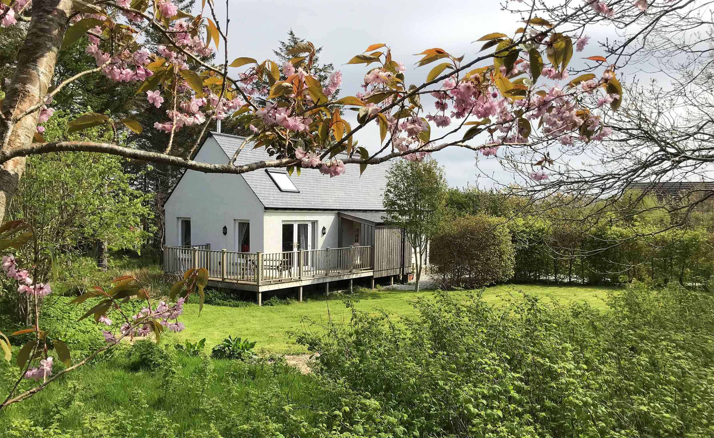 Araucaria Croft Skye is a self catering accommodation with private gardens and parking