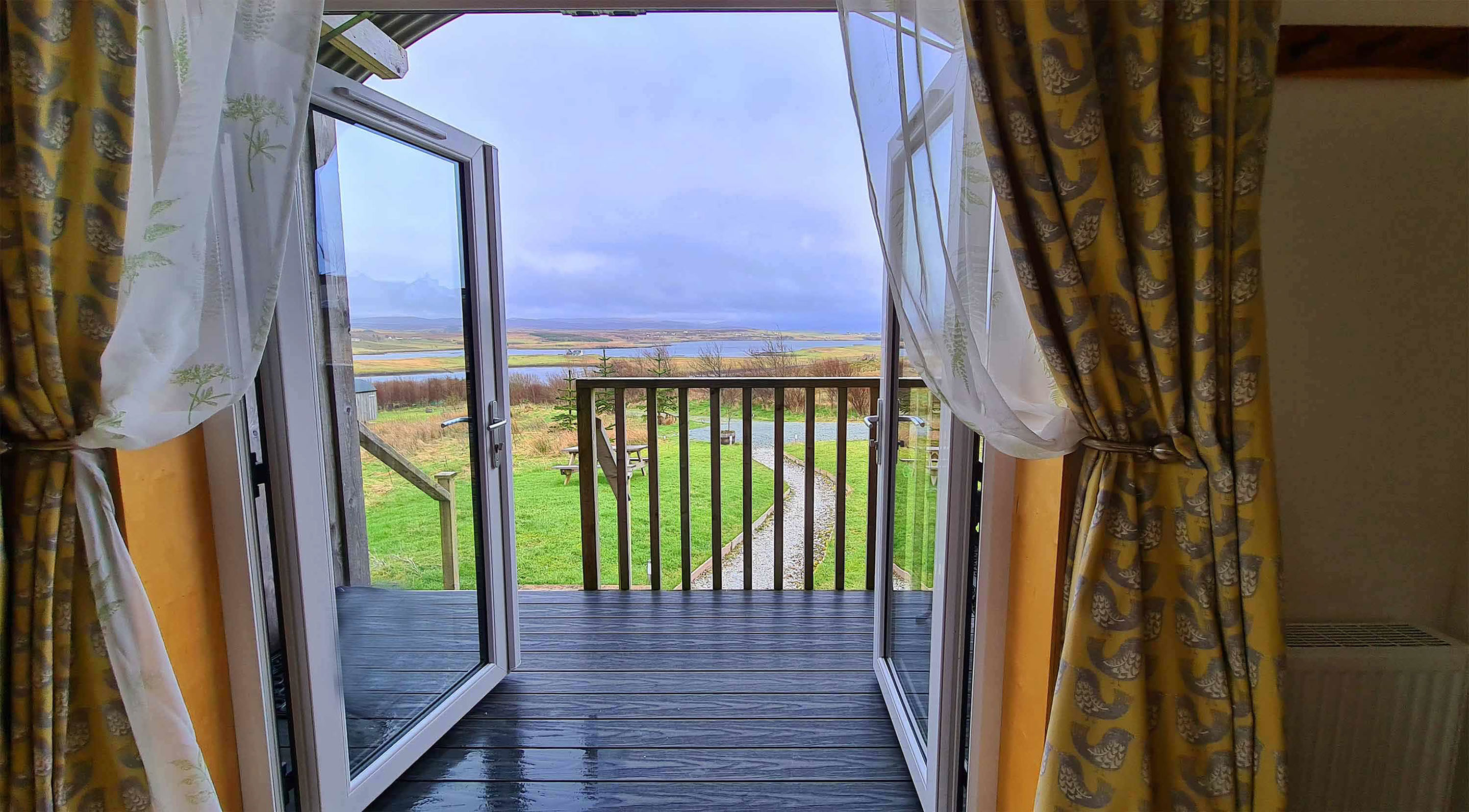 The Hideaway offers stunning sea views of Dunvegan on the Isle of Skye at Araucaria Croft Skye